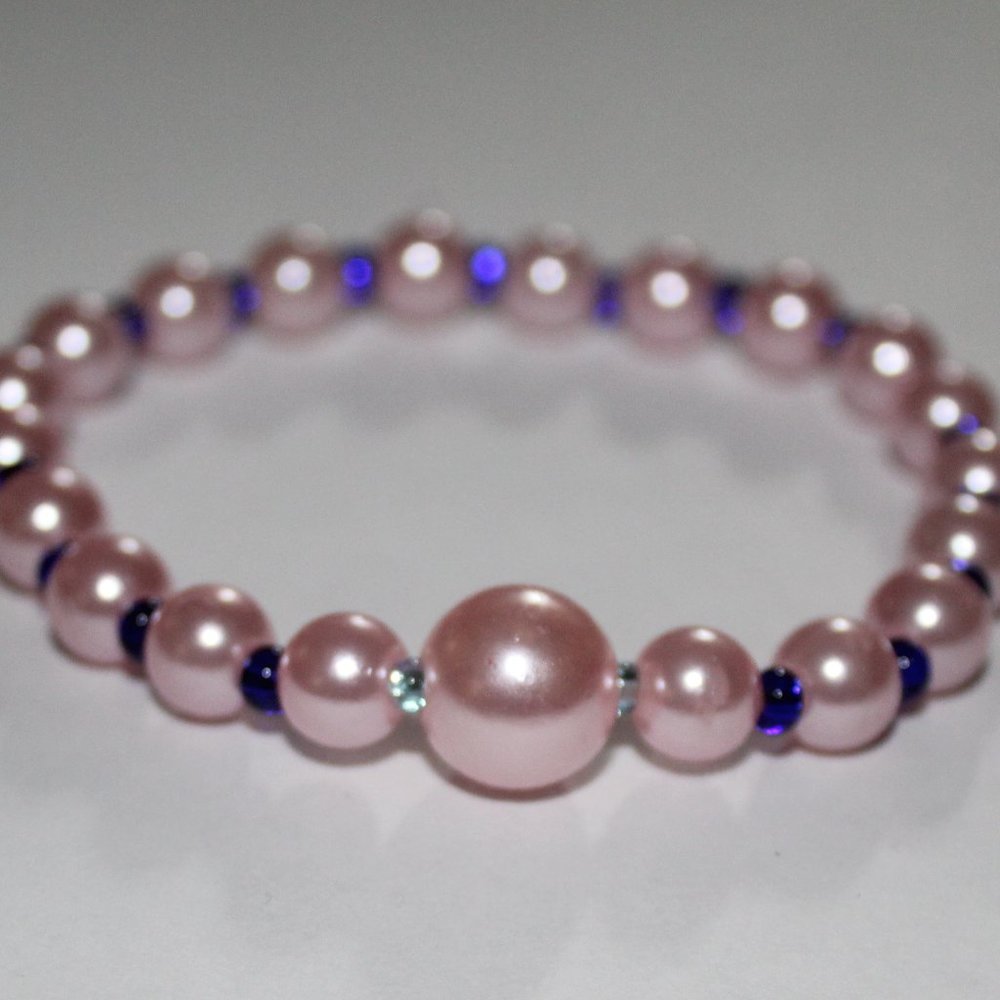 Pink Pearl beads with dark blue and baby blue Czech beads